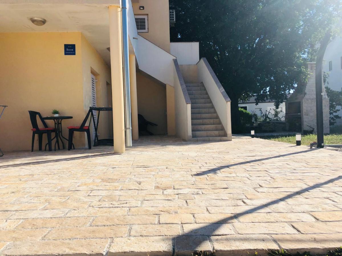 Apartmani Veronika Sukošan Εξωτερικό φωτογραφία