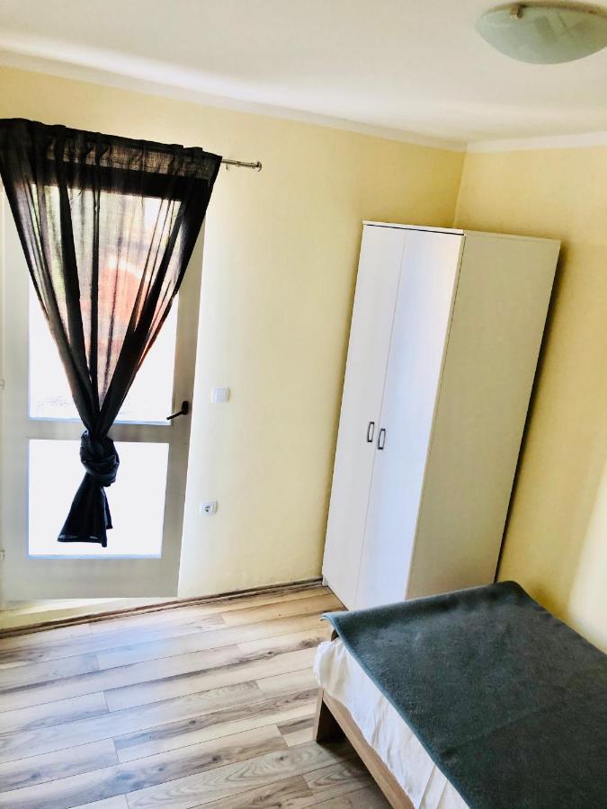 Apartmani Veronika Sukošan Εξωτερικό φωτογραφία